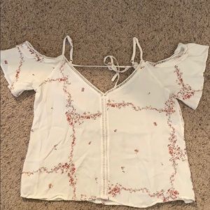 Never Worn Current Air White Cold Shoulder Top